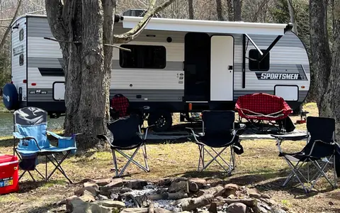 Apartment On Wheels KZ Sportsmen 26BHSE Travel Trailer