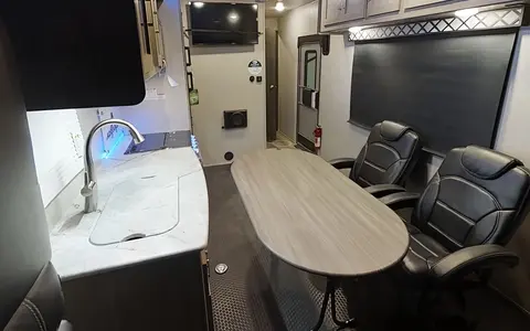 Robert's Coachmen Adrenaline  Toy Hauler