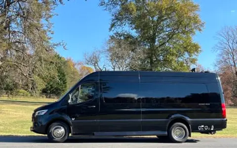 2024 Ultimate Toys Ultimate Coach w/bathroom! Amazing Sprinter seats 10!