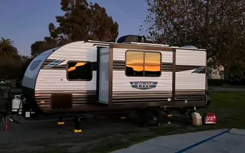 Home to Roam 2024 Forest River Cruise Lite T178BHSK.