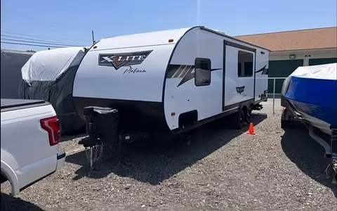 Family Bunkhouse Forest River Wildwood X-Lite 240BHXL