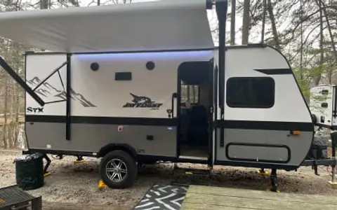 2022 Jayco Jay Flight SLX Pet Friendly