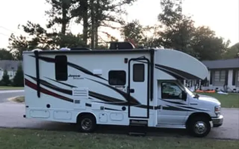 Adventure Awaits: 2018 Jayco Redhawk 22J
