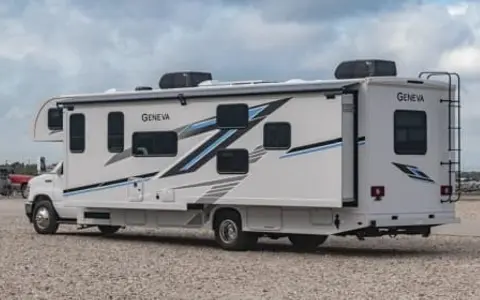 2025 Ford , WIFi  | 2 AC | Class C | Sleeps 8  | BUNK BEDS & KIDS