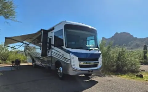 2025 Entegra Vision XL