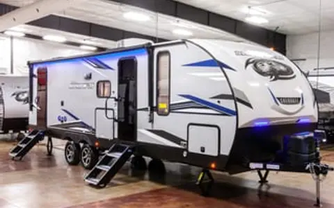 **Alpha Wolf Bunk House-Beautiful!**