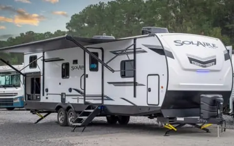 Solaire Family Sleeper BUNKHOUSE