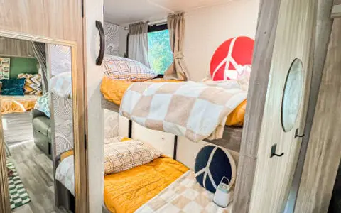 2022 Winnebago Micro Minnie FLX 2100BH
