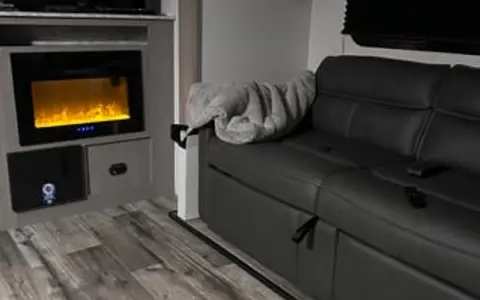 Ty and Torri’s RV Rental