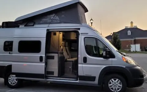 <<< STEALTH CAMPER ALERT >>>