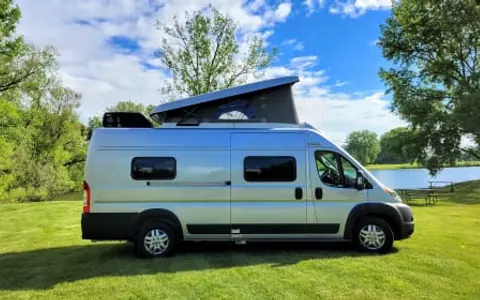 *NEW* 2022 Winnebago Solis 59PX - Seats 4, Sleeps 6
