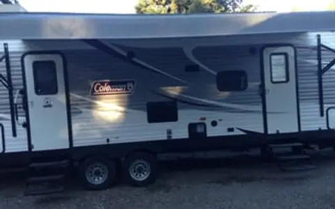 2017 Coleman 28 Foot Bunk house