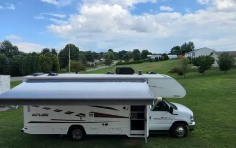 2019 Winnebago Outlook-Road Trip Memory Making