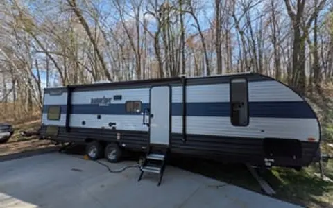 2021 Forest River 28DT – Sleeps 9!