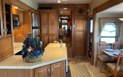 2008 DRV Luxury Suites Mobile Suites 36 TK3