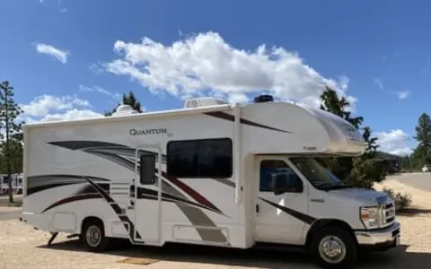 2020 Thor Quantum SE27R