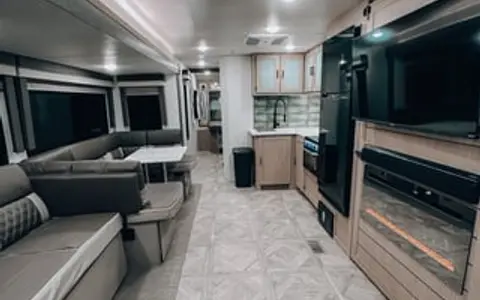 BRAND NEW 2024 Wildwood with TWO bathrooms!!!