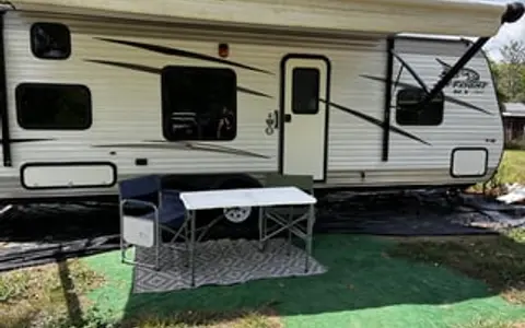 H & J’s  Getaway Camper