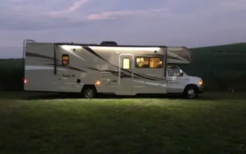 2019 Winnebago Spirit Bunk beds