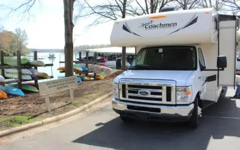 Coachmen | Sleeps 10 Comfortably | Luxury