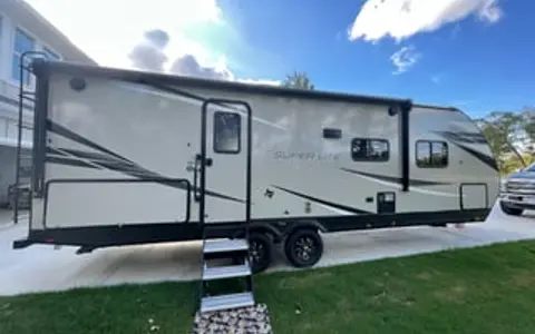 THE WANDERER RV (Bunks & Outdoor Kitchen)