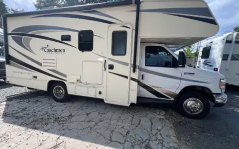 2018 Coachmen Freelander