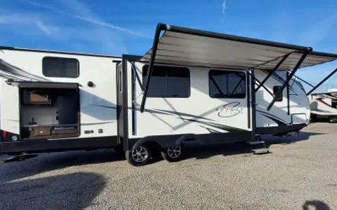 2020 Coachmen Spirit Ultra Lite 3379BH