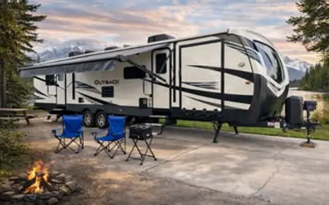 Outback Escape XL – Space, Comfort & Adventure