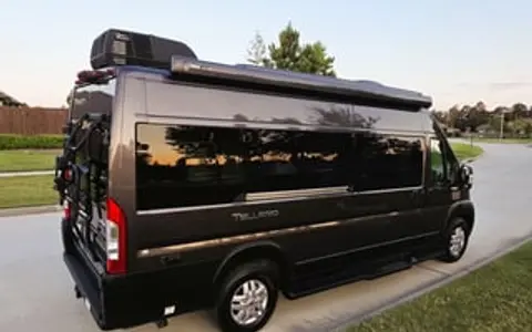 A Gas-saver RV, easy to drive & can park anywhere