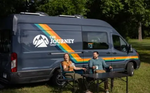 Couples OFF-GRID High Roof Camper Van