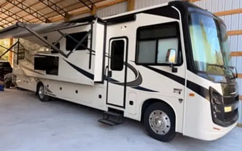2024 Entegra Coach Vision XL 36C