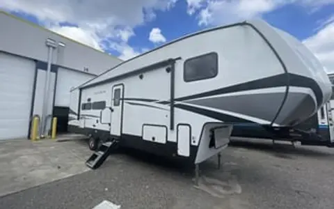 2024 Dutchman Astoria 5th Wheel with Bunkhouse