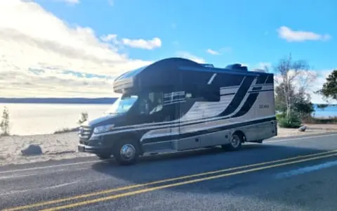 *Demi Delano* Luxurious and Easy to Drive Mercedes 2021 Thor Delano