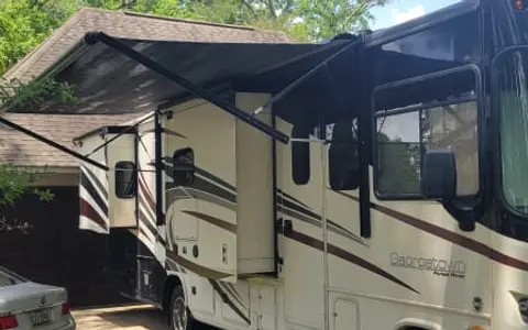 2017 Georgetown GT5