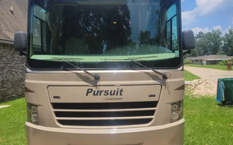 Scot's Coachmen Pursuit Class A