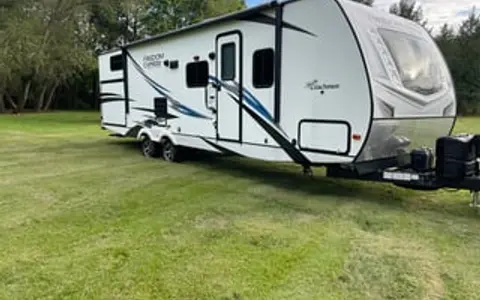 2020 Coachmen Freedom Express 292BHDS