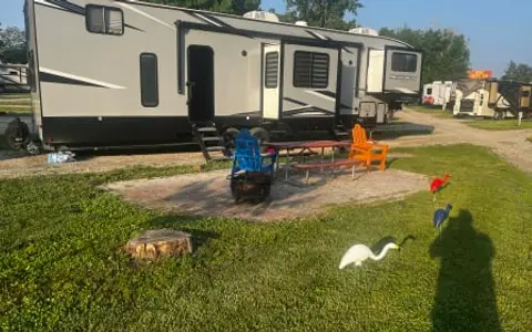 2022 ForestRiver Cherokee ArcticWolf w/GM Smoker Extra Mattresses Available