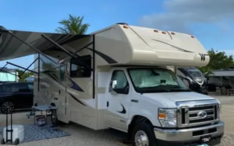2022 Winnebago Minnie Winnie 26T