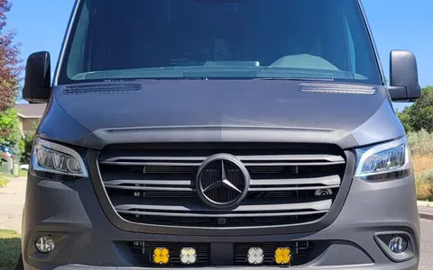Storyteller Overland Stealth Mode 4x4
