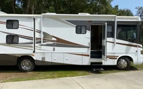 2010 Forest River RV Georgetown 350TS