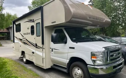 *New Listing Special* 2018 Winnebago Minnie Winnie