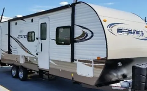 2015 forest river evo 2850