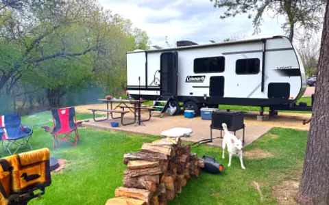 Easy Livin’ with Eileen – 2025 Coleman Light Adventure Camper