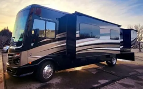 Harvey thee RV Fleetwood Bounder Class A Motorhome