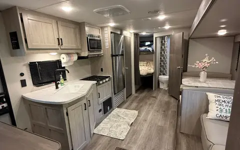 2025 Coachmen, Bunkhouse, Sleeps 8-10, $500 Deposit, **Base Access**