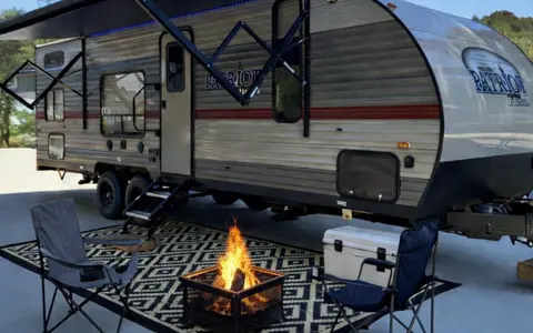 Forest River-patriot edition - BUNKHOUSE- travel trailer