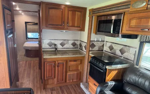 Wade's Jayco Greyhawk Class C