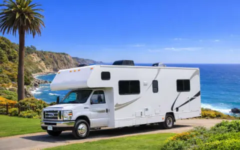 2020 Ford F450 Motor Coach Minnie Winnie – Your Cozy Home on Wheels!