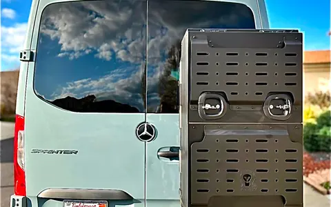2022 Mercedes Benz Thor Tranquility 4x4 with lithium battery