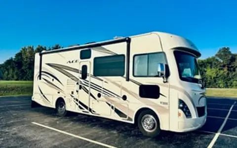 2018 Thor A.C.E. Class A | Sleeps 8 | 28Ft Long